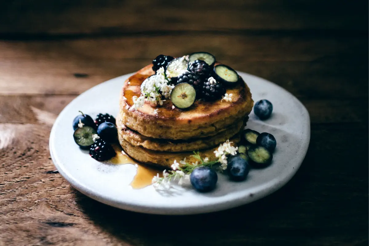 Cook Pancake Buns